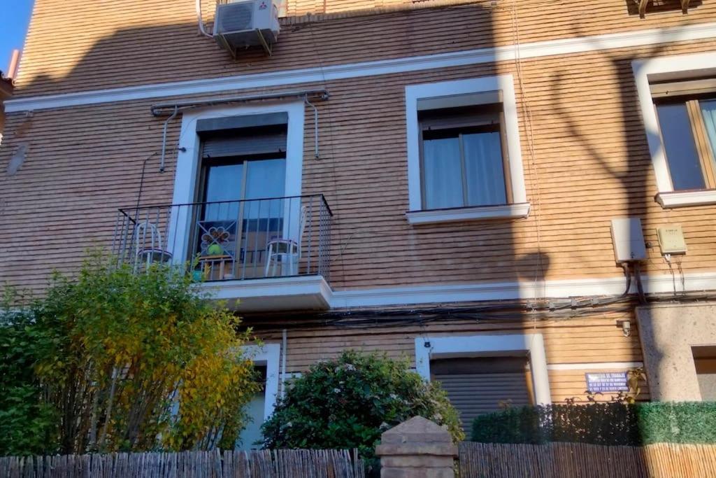 Apartamento Turistico Zaragoza Exterior photo
